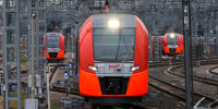 Под Гатчиной остановили 16-летнего москвича, который 10 минут ехал на крыше электрички  - 47 новостей