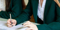 Определены регионы-лидеры по числу стобалльников в основной период ЕГЭ - Molnet.Ru