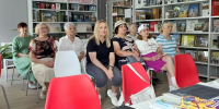 В Свердловской библиотеке прошел этнографический экскурс «Летний солнцеворот» - Администрация города Свердловска и Свердловского района