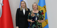 Глава Новоусманского района вручила награды лучшим работникам бюджетной сферы - Новая Усмань Сегодня