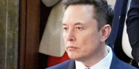 Илон Маск назвал режиссёра Нолана «червём» и обвинил его в осквернении Гомера - РТВ-Подмосковье