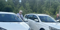 Два новых автомобиля LADA Vesta получили от регионального Отделения СФР калужане, ранее пострадавшие на производстве. - Малоярославецкий район