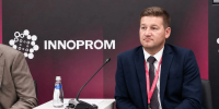 Губернатор Челябинской области оценил разработки ЮУрГУ на Иннопром-2026 - ЮУрГУ