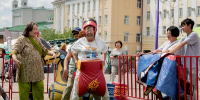 Площадь Советов на время «Алтарганы» превратилась в игровую зону для детей и взрослых - ВостокТелеИнформ
