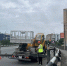 Во Владивостоке с моста Дружбы демонтируют рекламные конструкции - ГТРК Владивосток