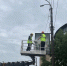 фото: vlc.ru |  Рекламных кронштейнов на опорах освещения во Владивостоке больше не будет - Деловой еженедельник Конкурент