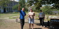 В Павловском УВК укладывают новую кровлю - Администрация города Свердловска и Свердловского района