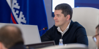 Дмитрий Артюхов провел в Салехарде заседание правительства Ямала - Администрация ЯНАО
