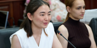 Лучших выпускников Республики Алтай наградили в правительстве региона - Правительство Республики