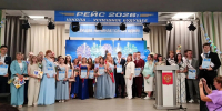 180 выпускников, 19 медалистов и 11 знаков "Отличник Кузбасса". Успехи мысковких школьников заслуживают особого признания. - Город Мыски