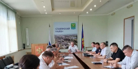 Глава Славянского района Роман Синяговский провел совещание с представителями АЗС Славянского района, на котором обсудили ситуацию с топливом - Администрация Славянского района