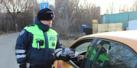 Сотрудники ГАИ проверят работу таксистов в Люберцах - Телеканал ЛТВ
