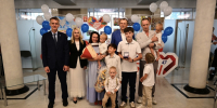 Многодетным семьям Ленинградской области вручены 19 автомобилей - Администрация ЛенОбласти