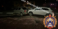 В Туле Mitsubishi врезался в стоящий автомобиль - ТК Первый Тульский