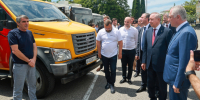 Александр Беглов передал Абхазии от Петербурга троллейбусы, школьные автобусы и специальную технику - Администрация г. Санкт-Петербурга
