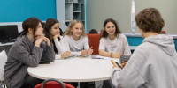 Предпрофессиональные каникулы помогают школьникам Москвы найти единомышленников - Вечерняя Москва