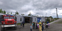 «ПЛАНЕТА ДЕТСТВА» ПОСЕТИЛА ПОЖАРНУЮ ЧАСТЬ №17 П. СЕЙМЧАН С ЭКСКУРСИЕЙ - Пожарно-спасательный центр