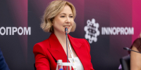 Вице-президент ЕВРАЗа по персоналу представила на «Иннопроме» стратегию формирования кадрового резерва - Между Строк