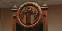 Опубликованы кадры нападения 18-летнего парня на продавца и охранника в Колпашеве - ГТРК Томск