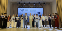 Торжественное вручение дипломов состоялось для выпускников художественно-графического факультета - ДГПУ