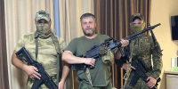 Обвиняемый в рабовладении экс-депутат Малышев из СИЗО хотел отменить  выборы - Zebra-TV.Ru