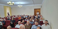 Расширенное совещание под руководством Главы Цумадинского района: от паспортизации религиозных объектов до чествования золотых медалистов - Цумадинский район