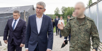 Дмитрий Миляев поздравил тульских зенитчиков с профессиональным праздником и вручил награды - ГТРК