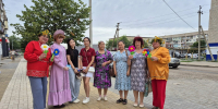 Уличная акция «Ромашки нежной лепесток». - Межпоселенческая библиотека