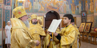 Глава Красноярской митрополии совершил Литургию в день памяти святых благоверных князя Петра и княгини Февронии Муромских - Епархия