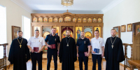 Настоятель Свято-Троицкого собора присутствовал при вручении Митрополитом Игнатием наград сотрудникам ГИБДД - Свято-Троицкий собор