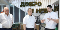 Председатель ЗСК Юрий Бурлачко посетил школу «Добро и Небо» - Новая Газета Кубани