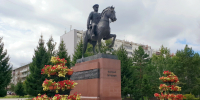 Памятник маршалу Георгию Константиновичу Жукову в Иркутске – история и создатели - Служба по охране объектов культурного наследия