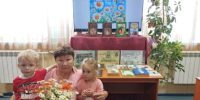 В Сокуровской библиотеке праздник семьи засиял ромашками, книгами и яркими играми - Камская новь