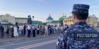 Сотрудники и военнослужащие Управления Росгвардии по Чувашской Республике обеспечили безопасность участников Всероссийского парада семьи в Чебоксарах - Росгвардия