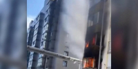Видео: пожар в жилом доме в Якутске повредил два балкона - Якутское-Cаха ИА