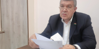 Виталий Ковалёв провёл приём граждан в Юхновском округе - Законодательное Собрание