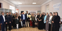 В Акушинском районе во Дворце культуры с. Акуша состоялось праздничное мероприятие «Семья - волшебный символ жизни», посвящённое укреплению семейных ценностей, поддержке семьи, любви и верности. - Акушинский район