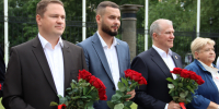 У памятника Державину в парке «Останкино» прошла памятная акция - Единая Россия