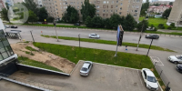В Ижевске управляйку могут привлечь к ответственности за установку забора у дома на улице Холмогорова - Сусанин
