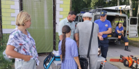 В День любви и верности горожане познакомились с работой спасателей - Администрация г. Барнаул