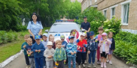 Дошкольники Владивостока изучают правила дорожной безопасности в летних сменах - Министерство образования