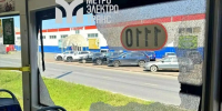 В Казани ищут пассажира, который разбил стекло в трамвае трубами - ТРК Татарстан-Новый век
