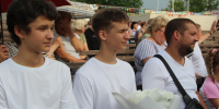 День любви, семьи и верности собрал новотройчан в городском парке - НоКС ТВ