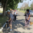 В Червонопартизанске провели трудовой субботник перед памятной датой - Администрация города Свердловска и Свердловского района
