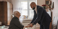 Мэр Курска поздравил со 101-летием фронтовичку, оставившую подпись на Рейхстаге - РИА Курск
