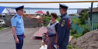 Ураган снес несколько крыш в селе на востоке Башкирии - ProUral.Info