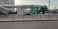 В очередях с рассветом: что происходит на заправках Воронежа пятничным утром - Ракурс 32