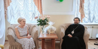 Поздравление архипастыря директору гимназии во имя святителя Иннокентия в г. Мирном - Якутская и Ленская епархия