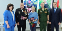 Родственникам участников СВО из Думиничского округа передали государственные награды - Законодательное Собрание
