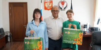 Василий Муклин исполнил мечту двух сестёр из Кезского района - Глава и Правительство Удмуртской Республики